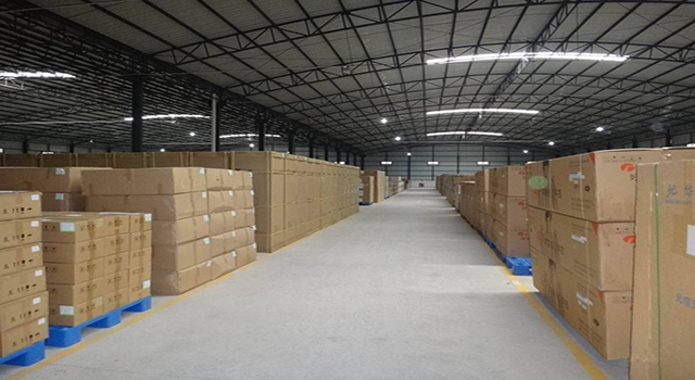 倉(cāng)庫(kù)紙箱